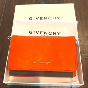 Givenchy Pandora Wallet on a Chain sugar Goatskin Leather crossbody